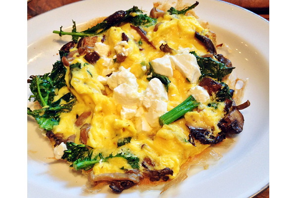 Frittata with goat cheese, mushrooms, and asparagus