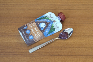 Munk Pack oatmeal fruit squeezes